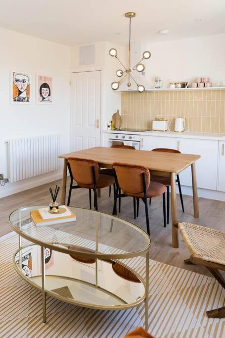 Boutique Central Margate Apt. - Edge Of Old Town! المظهر الخارجي الصورة