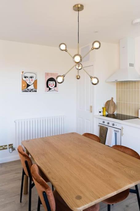 Boutique Central Margate Apt. - Edge Of Old Town! المظهر الخارجي الصورة